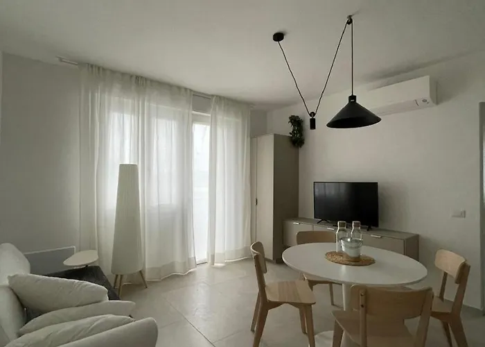 Short Cisanello * ピサ